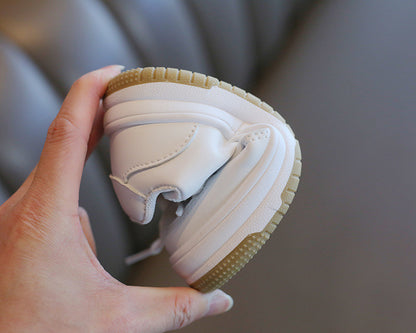 Beyaz Spor Ayakkabı